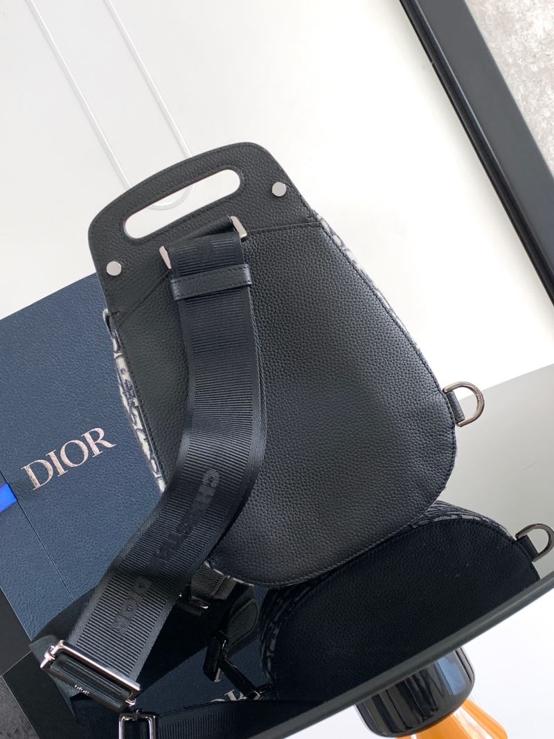 chr1st1an D10r waist chest packs